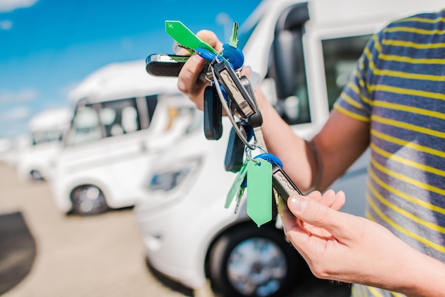 Foto vendedor de autocaravanas