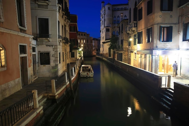 Venecia, Italia por la tarde