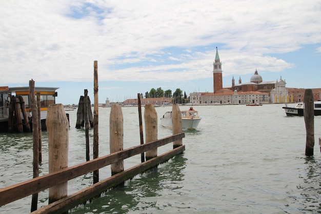 Veneza vista do lado da lagoa