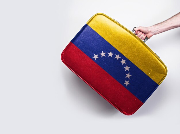 Venezuela-Flagge auf einem Vintage-Lederkoffer