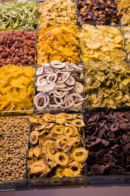 Venta de frutos secos en el mercado