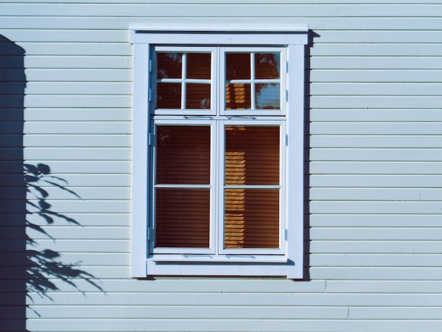 Foto ventana cerrada del edificio