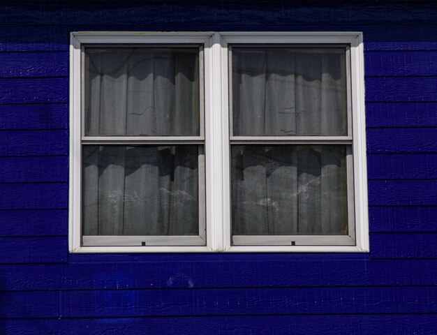 Foto ventana cerrada del edificio