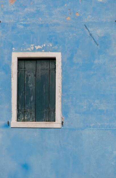 Ventana de la isla de Burano, Italia