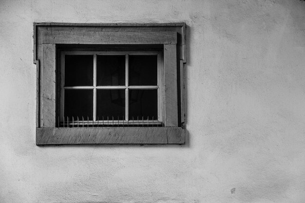 Foto ventana en la pared