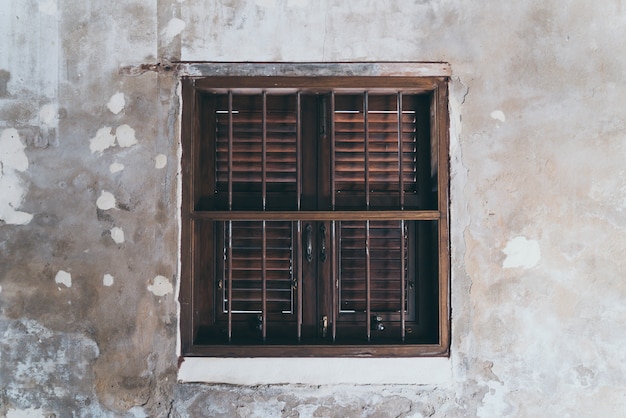 ventana vieja y vintage