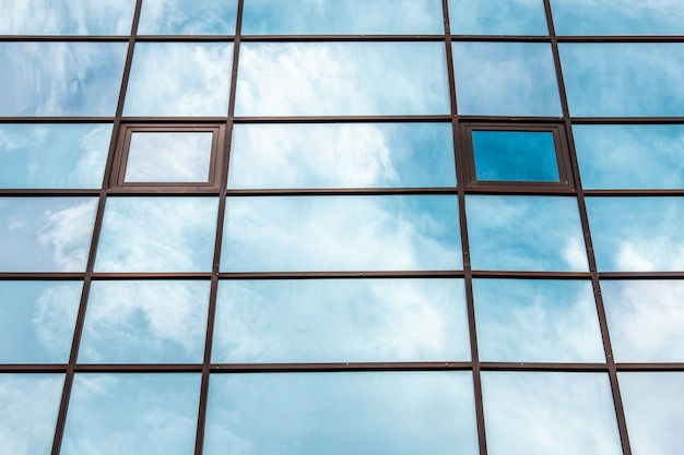 Ventanas del edificio de oficinas