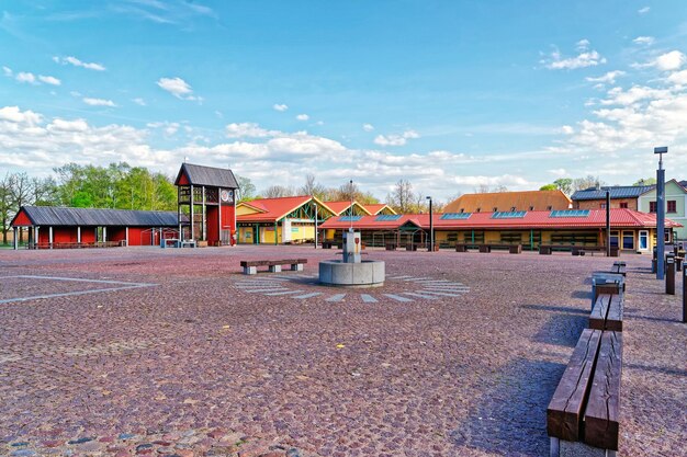 Ventspils, Lettland - 8. Mai 2016: Marktplatz in Ventspils in Lettland. Ventspils ist eine Stadt in der Region Kurland in Lettland. Lettland ist eines der baltischen Länder.