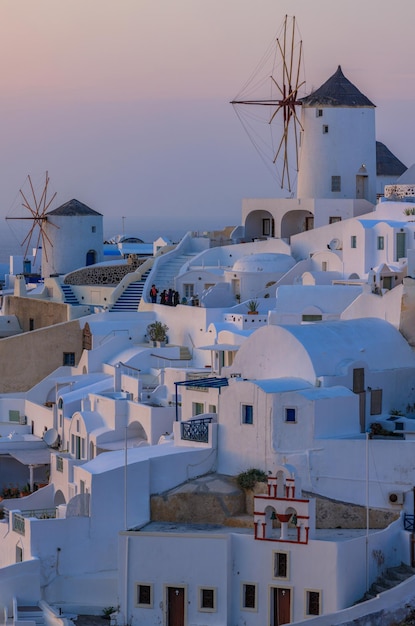 Ver en un día soleado en la arquitectura de Santorini Grecia