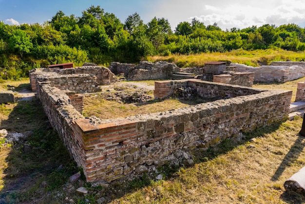 Ver en Felix Romuliana restos del palacio del emperador romano Galerio cerca de Zajecar Serbia es Patrimonio de la Humanidad por la UNESCO desde 2007