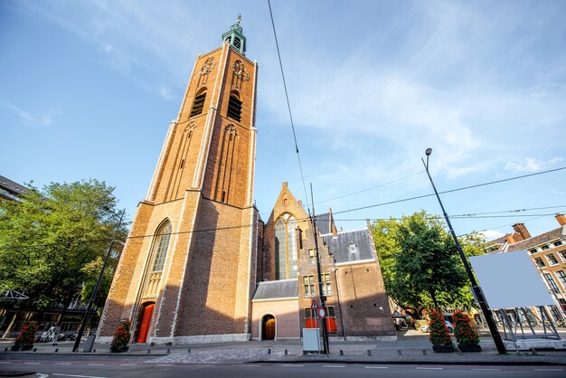 Ver en la iglesia de Saint Jacobus en el centro de la ciudad de Haag en Holanda