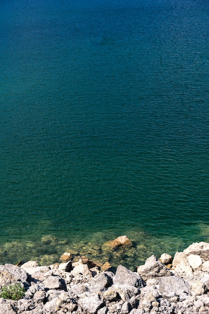 Ver en el lago Zaovine en Serbia