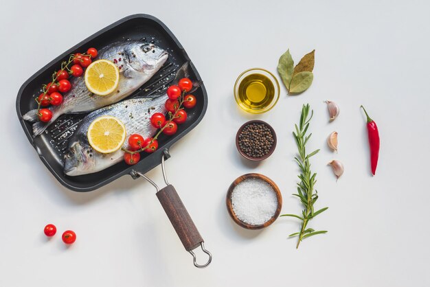 ver vários ingredientes peixe não cozido