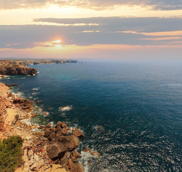 Foto verano costa atlántica algarve portugal