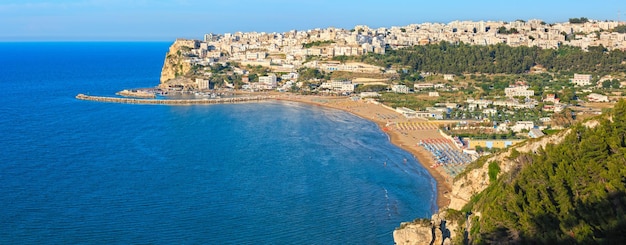 Verão Peschici cidade Itália