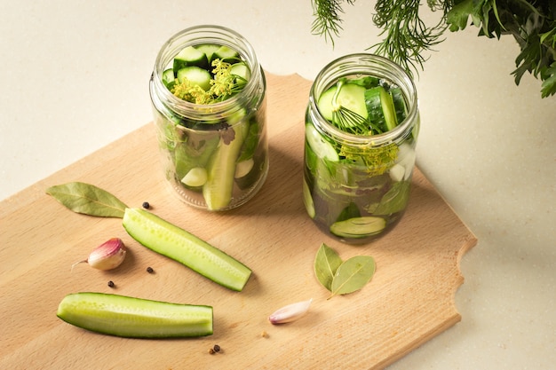 Verduras caseras fermentadas