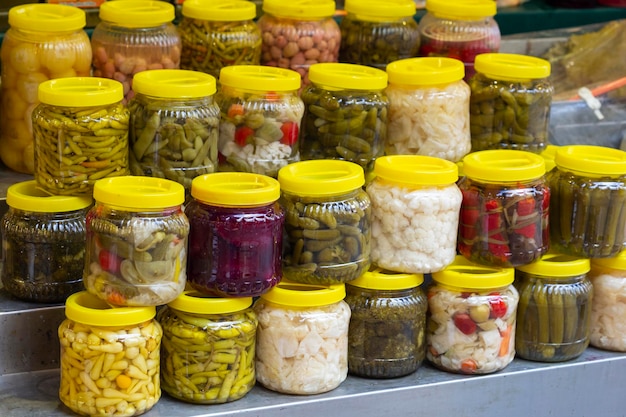 Verduras Encurtidas Caseras En Tarros Listos Para Comer