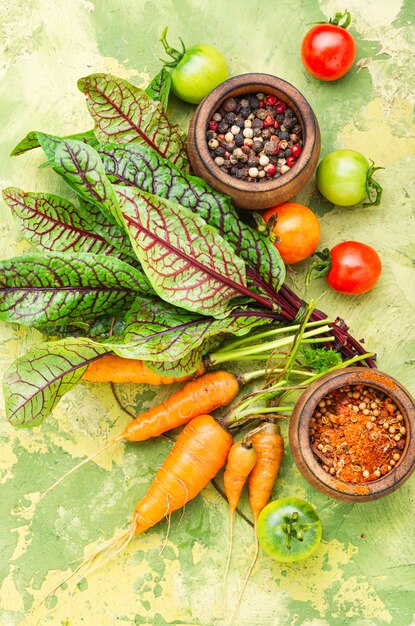 Verduras frescas para ensalada