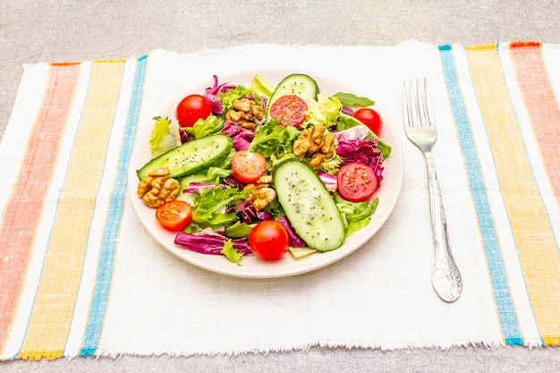 Verduras frescas, ingredientes alimenticios de dieta saludable