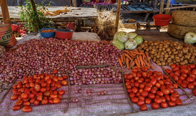 verduras frescas en el mercado de Madagascar