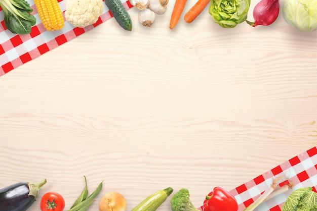 Verduras en una mesa de cocina con espacio vacío para texto Vista superior