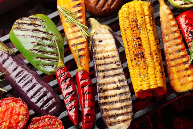 Verduras a la parrilla con especias y hierbas