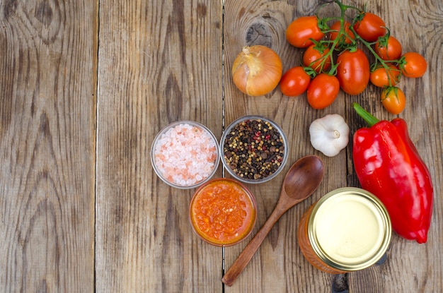 Foto verduras de temporada con espacio de copia