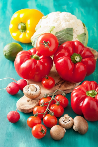 Verduras tomate pimiento coliflor rábano