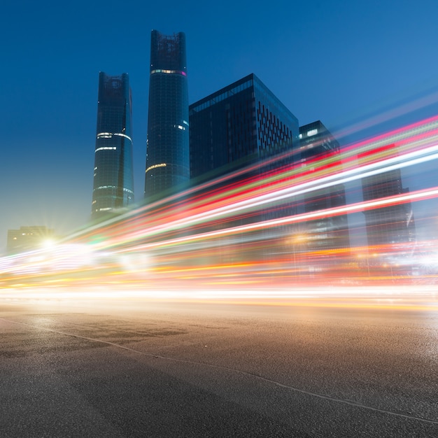 Verkehr in der Nacht in Nan Chang