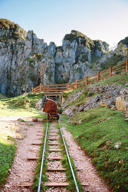 Verlassene Grubenbahnstrecke