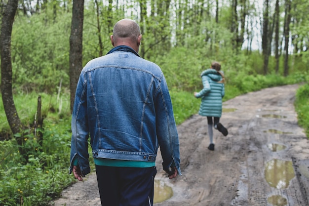 vermisste Kinder. Angriff und Diebstahl von Kindern.