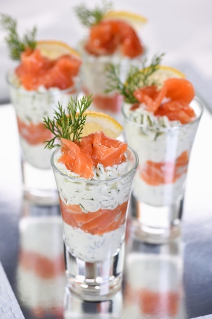 Verrine Weichkäsecreme und Lachs