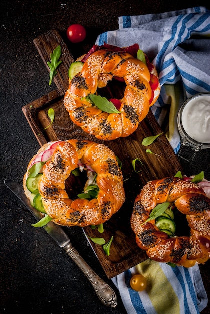 Verschiedene Bagelsandwiches