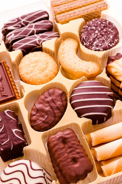 Verschiedene europäische Kekse mit belgischer Schokolade überzogen.