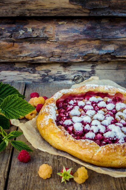 Verschiedene hausgemachte Sommerbeeren