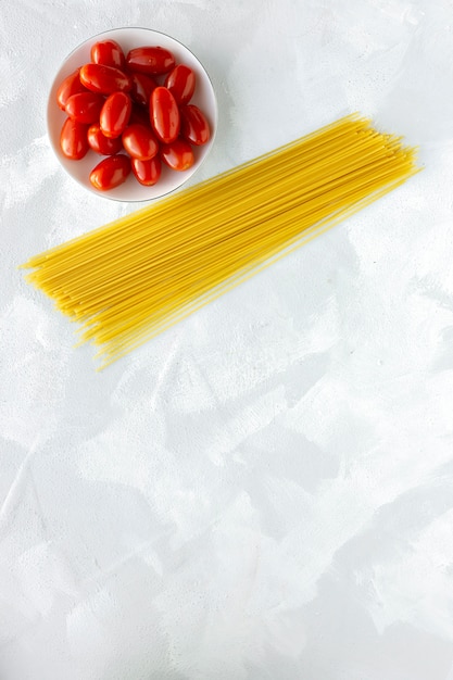 Verschiedene rohe italienische Pasta