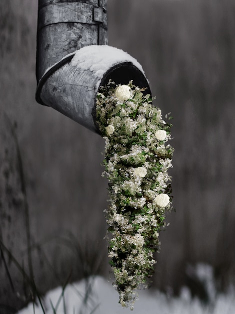 Verschwendungsfreies Konzept mit blühendem Blumenstrauß