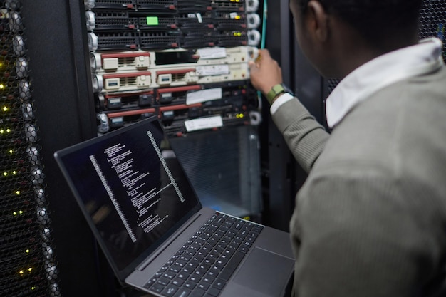 Verwaltung von Servergeräten in einer technologischen Umgebung