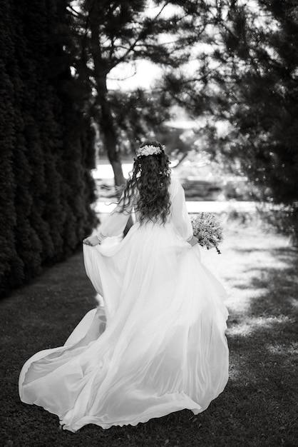 Vestido de novia perfecto para el día de la boda.