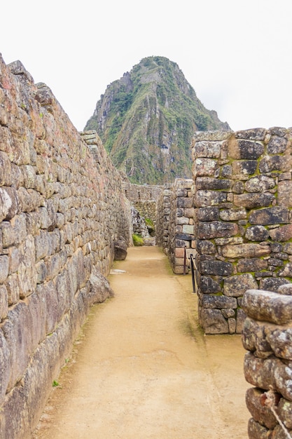 Vestígios arqueológicos de Machu Picchu localizados nas montanhas de Cusco. Peru