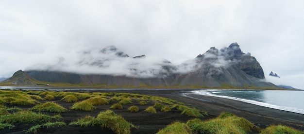 Vesturhorn en mañana de verano