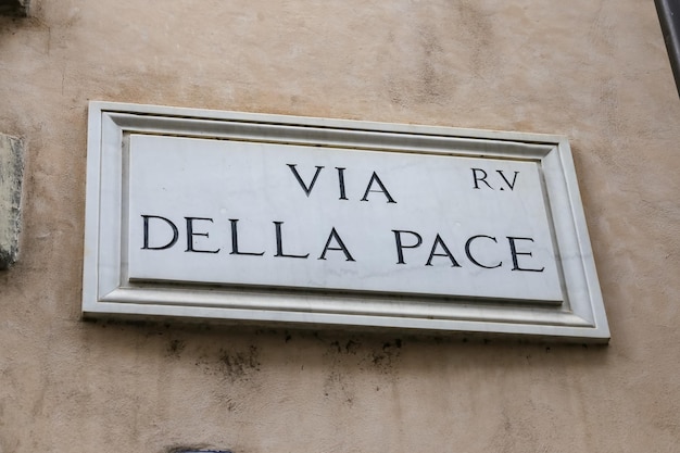 Via Della Pace Street Sign em Roma Itália