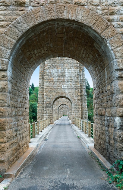 Viaduc de Cize Bolozon Frankreich