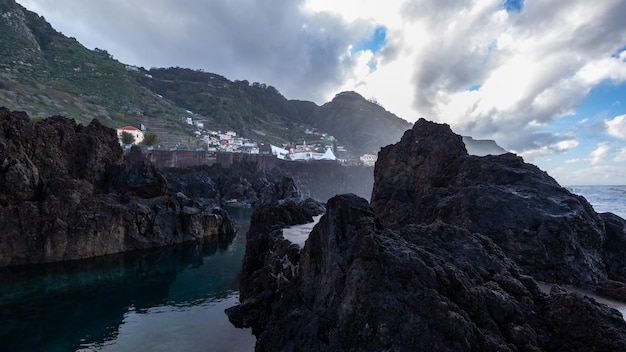 Viagem de carro pela costa norte da Madeira
