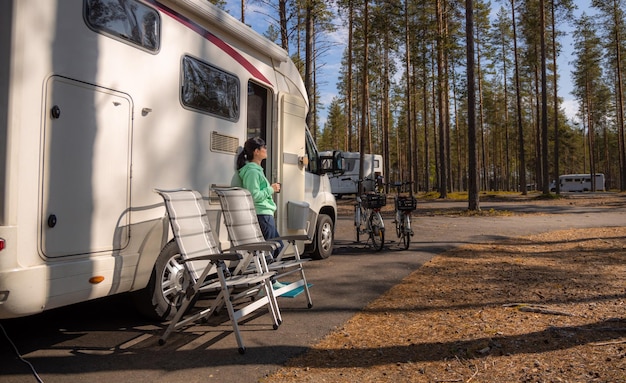 Viagem de férias em família em RV, viagem de férias em autocaravana, Caravana de férias.