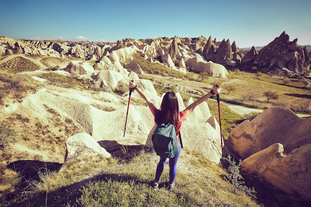 Viajar estilo de vida saludable aventura concepto verano vacaciones activas senderismo al aire libre