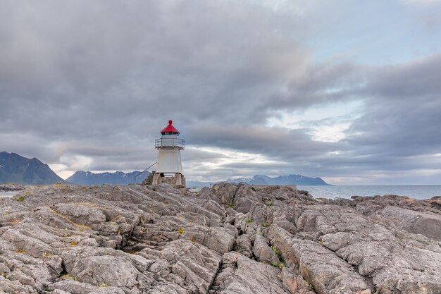 Viajes de verano en la hermosa Noruega. Viaje de fin de semana, vacaciones. paises escandinavos