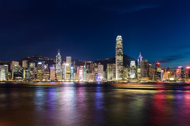 Victoria Harbour bei Nacht, Hongkong, China