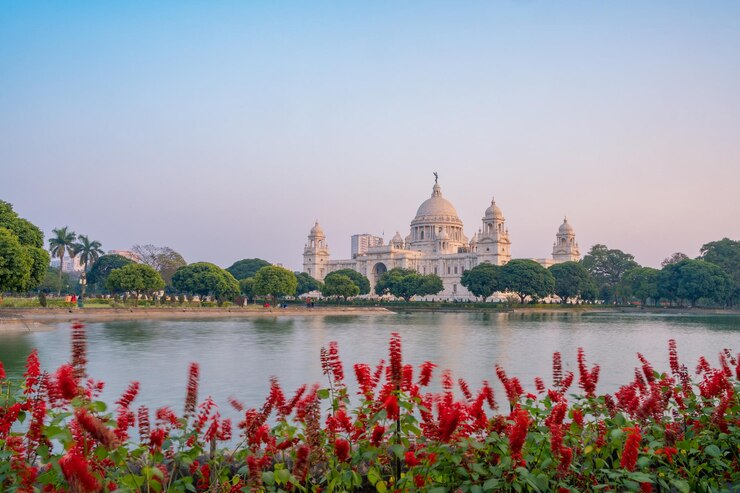 Victoria Memorial es un monumento y museo ubicado en Calcuta, Bengala Occidental, India