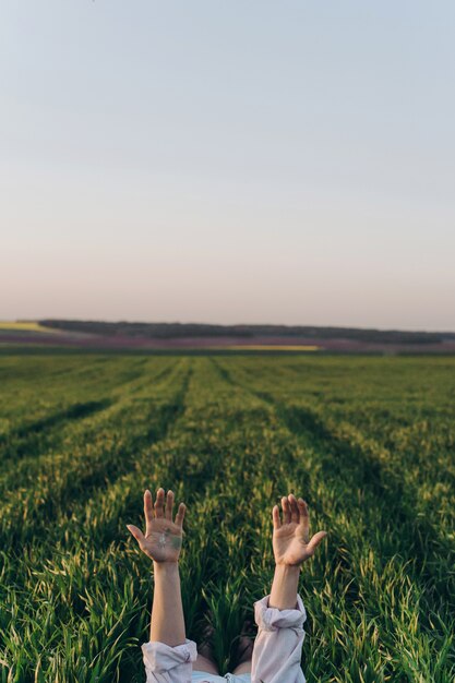 Foto la vida del artista en la naturaleza